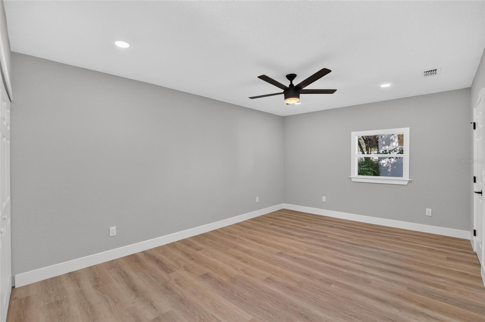 605 HILLPOINT WAY — photo 27