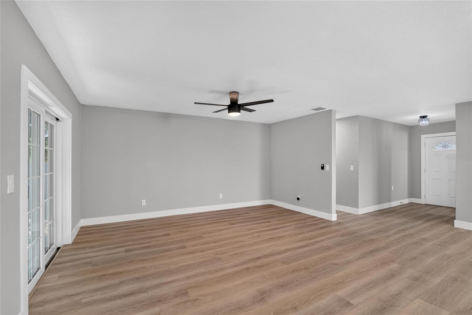 605 HILLPOINT WAY — photo 21