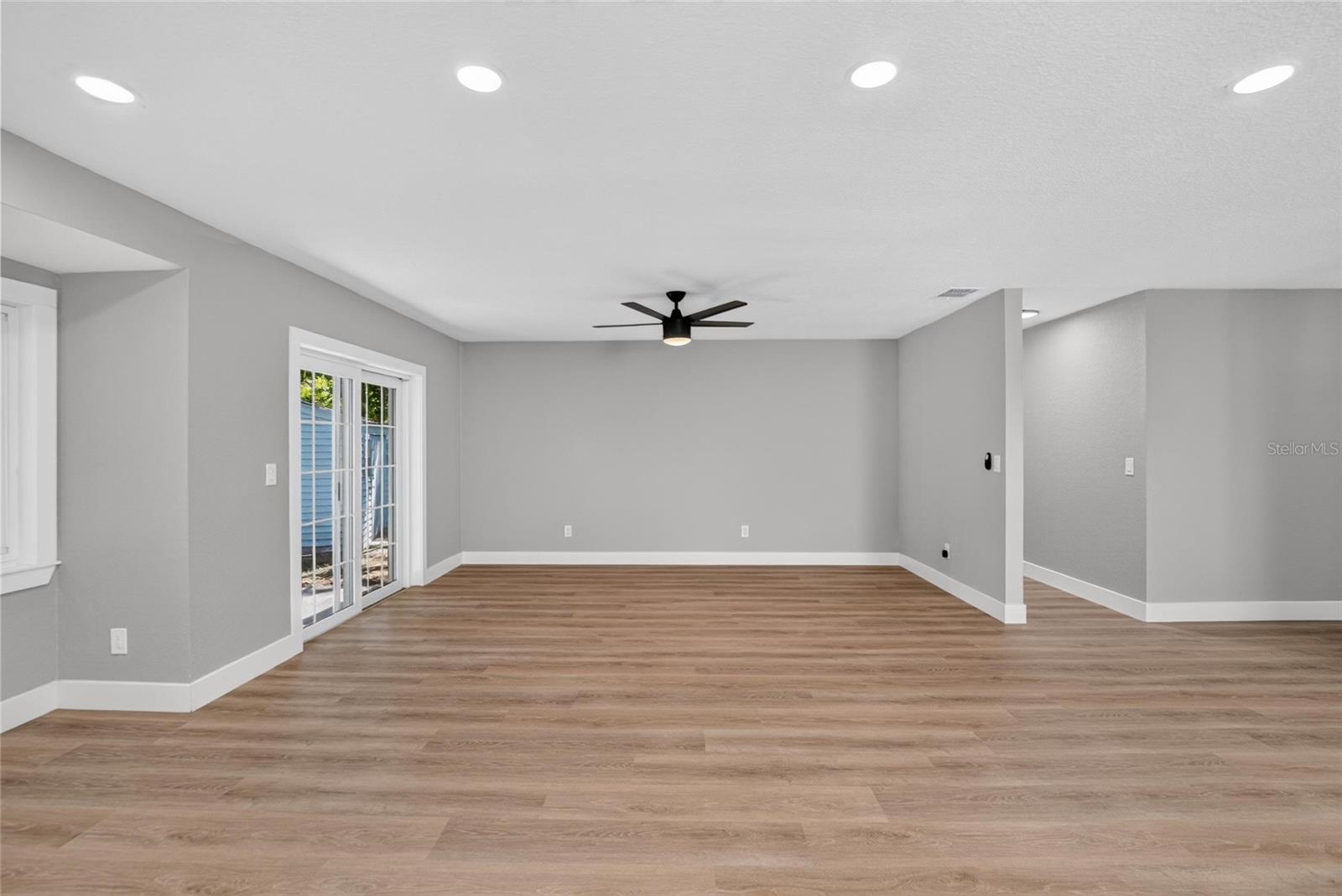 605 HILLPOINT WAY — photo 19