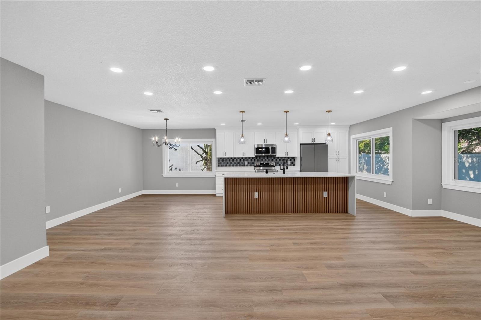 605 HILLPOINT WAY — photo 11