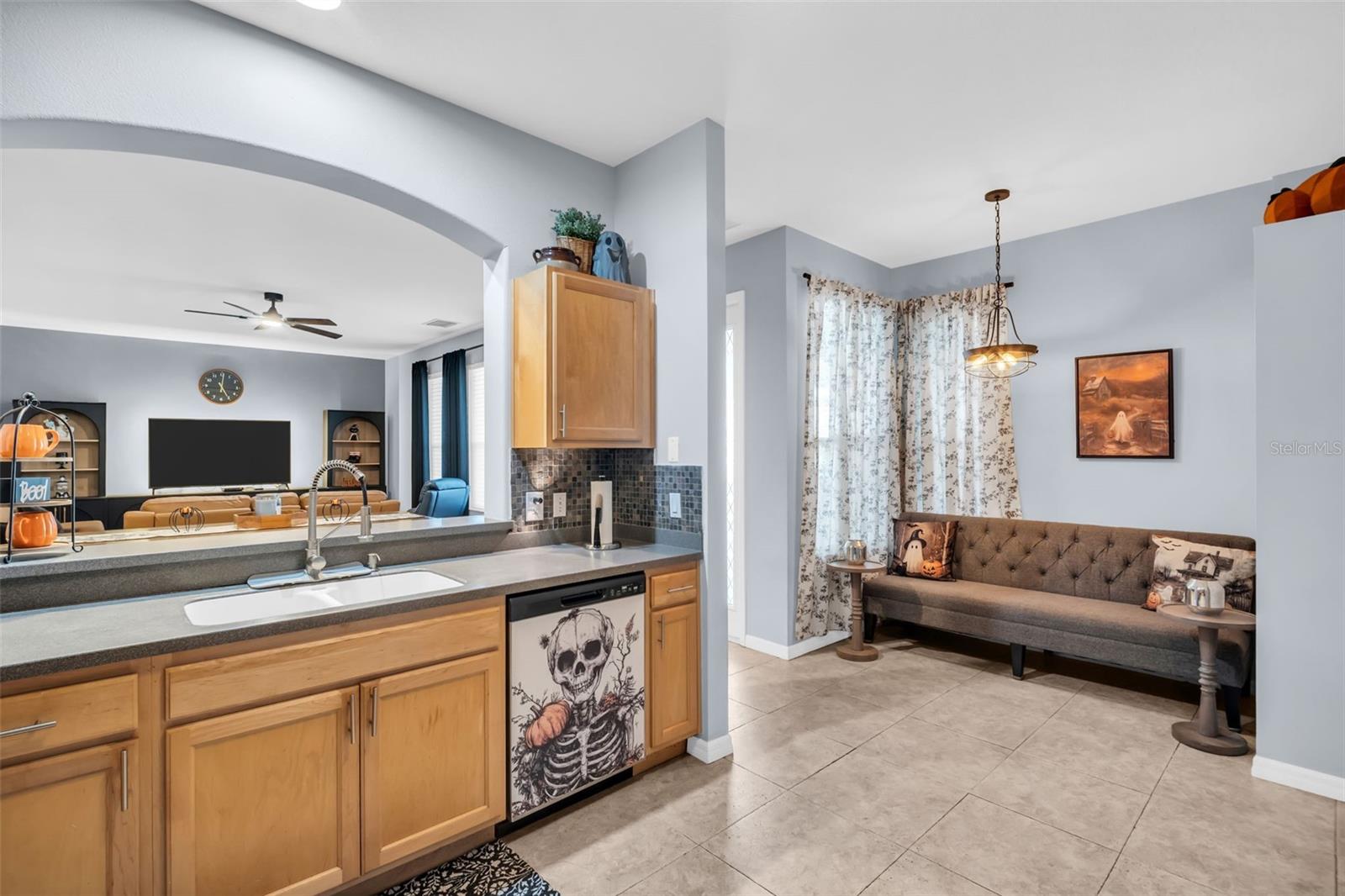 10125 PALLADIO DR — photo 13