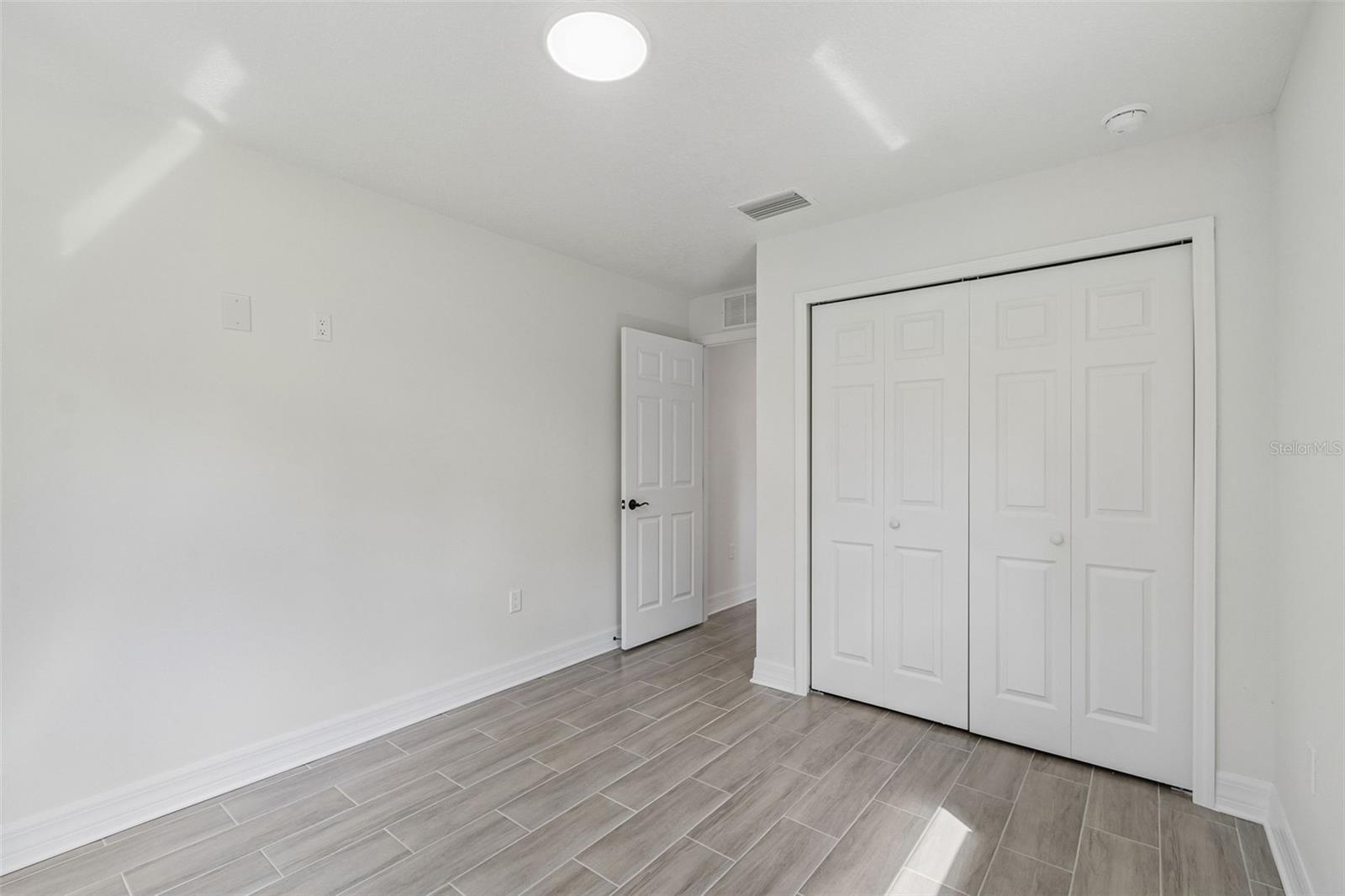 5535 TEVIS TER — photo 22