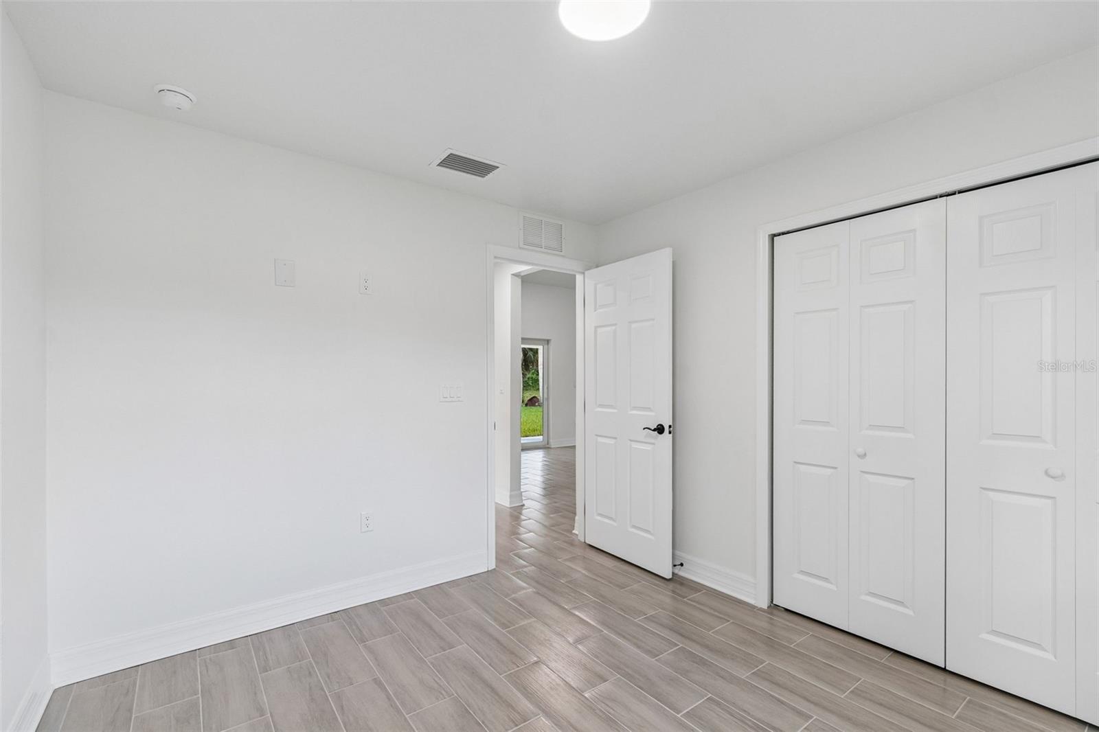 5535 TEVIS TER — photo 24