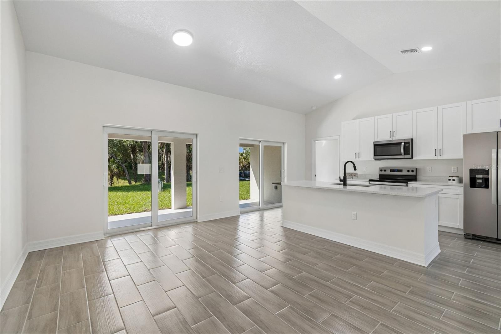 5535 TEVIS TER — photo 4