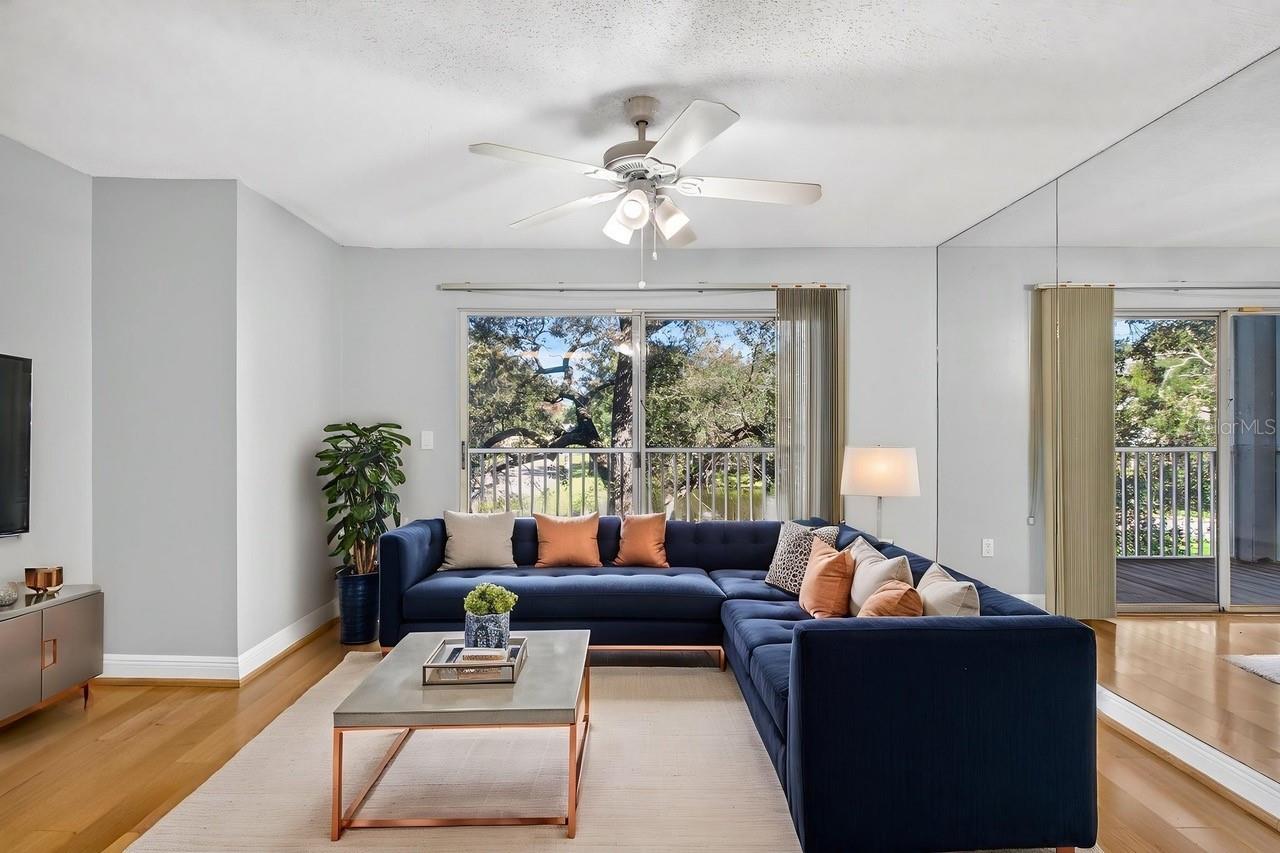 4211 CHATHAM OAK CT #111 — photo 4