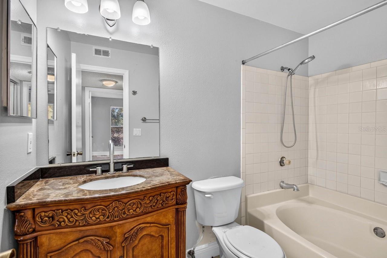 4211 CHATHAM OAK CT #111 — photo 19