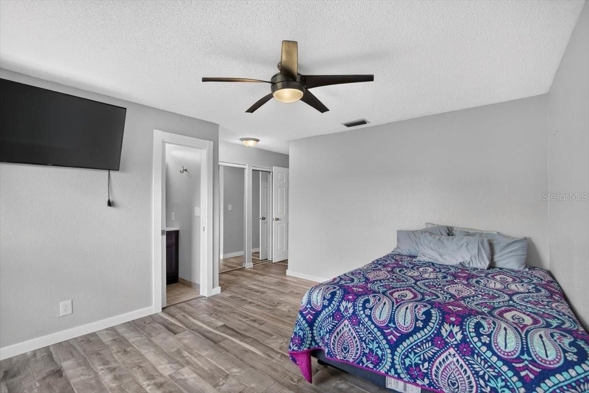 6205 FAIRWAY BLVD — photo 7