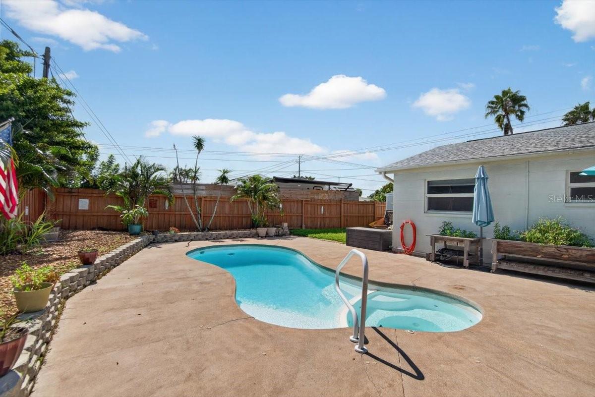 6205 FAIRWAY BLVD — photo 21