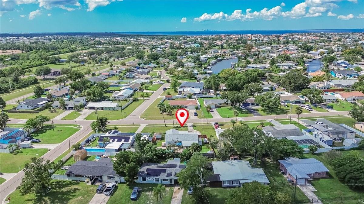 6205 FAIRWAY BLVD — photo 41