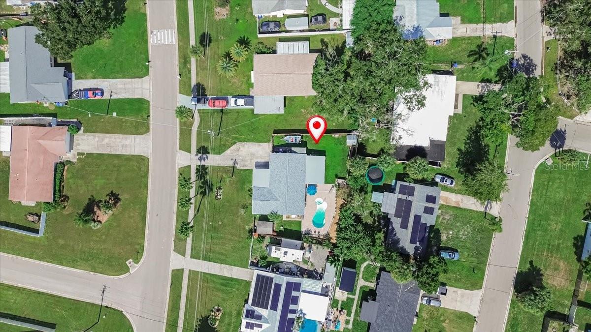 6205 FAIRWAY BLVD — photo 35