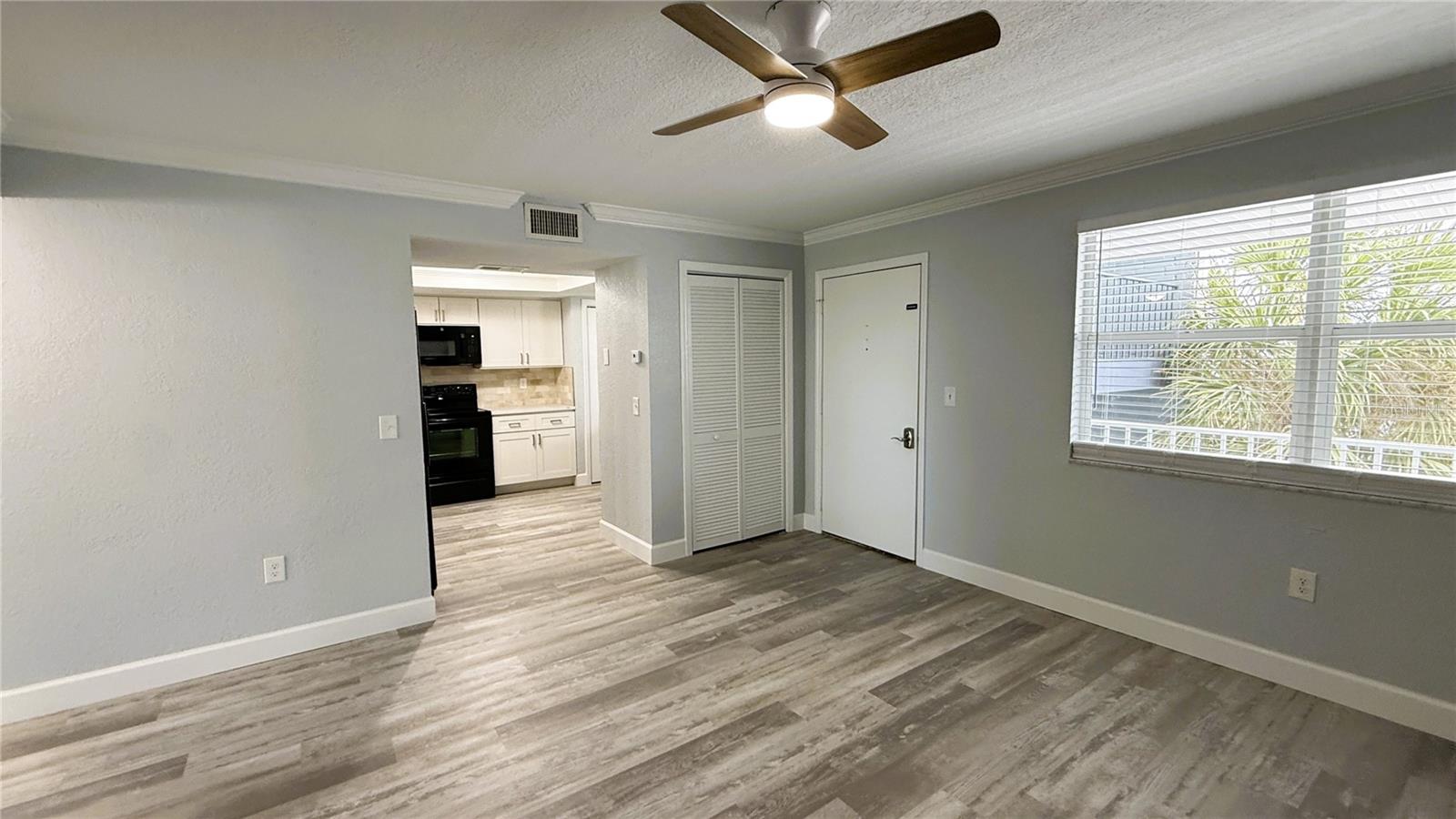1859 SHORE DR S #208 — photo 7