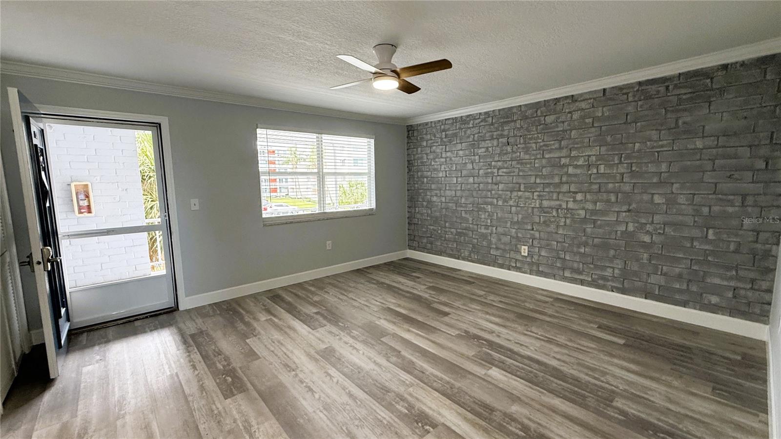 1859 SHORE DR S #208 — photo 5