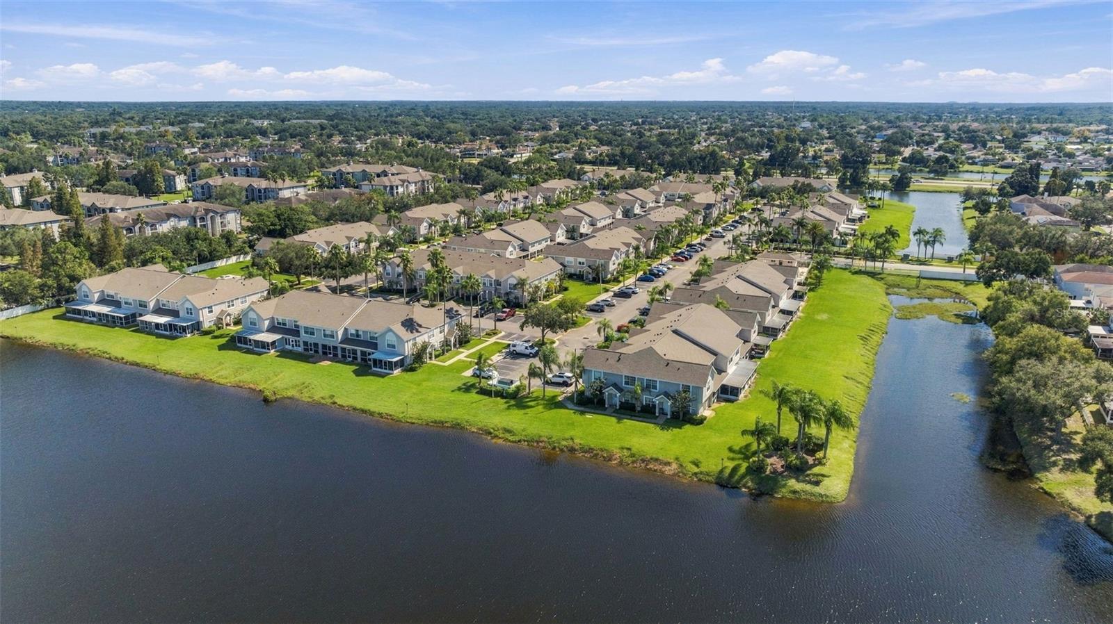 349 KENSINGTON LAKE CIR — photo 34