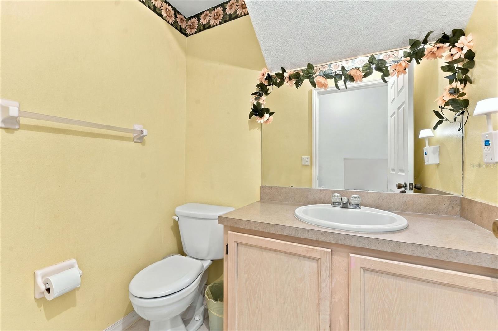 349 KENSINGTON LAKE CIR — photo 19