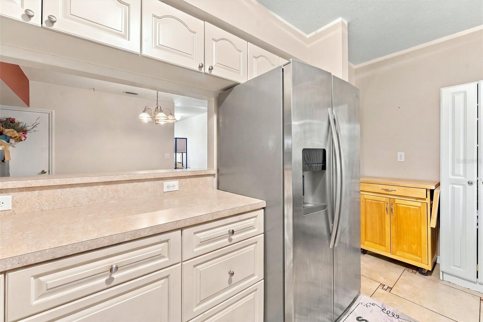 349 KENSINGTON LAKE CIR — photo 11