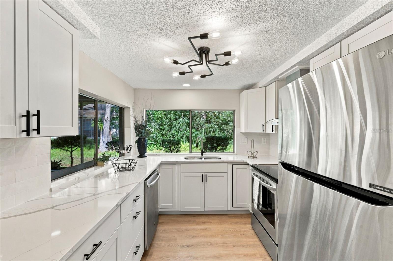 8315 CAVALRY DR — photo 20