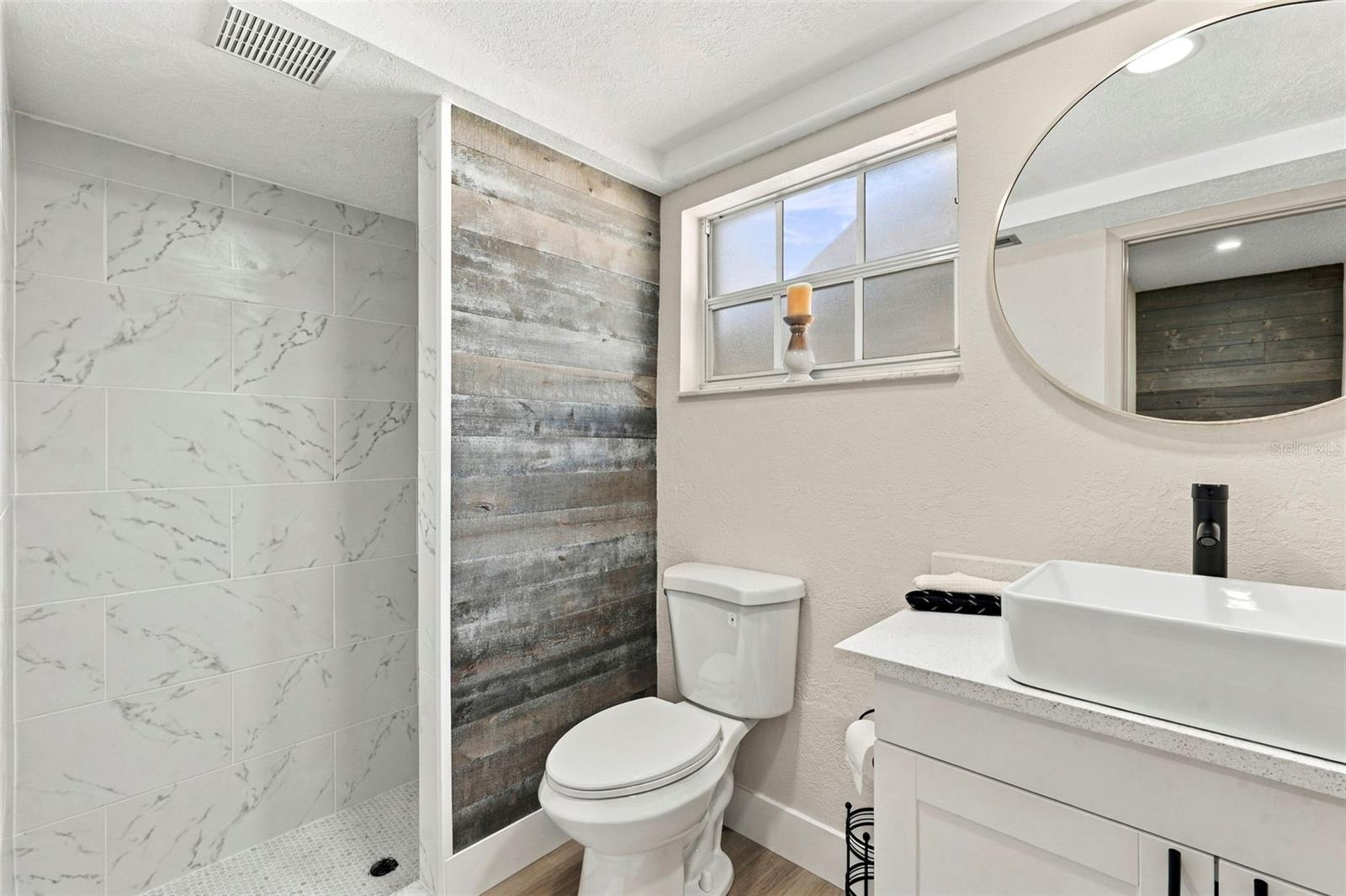 8315 CAVALRY DR — photo 17
