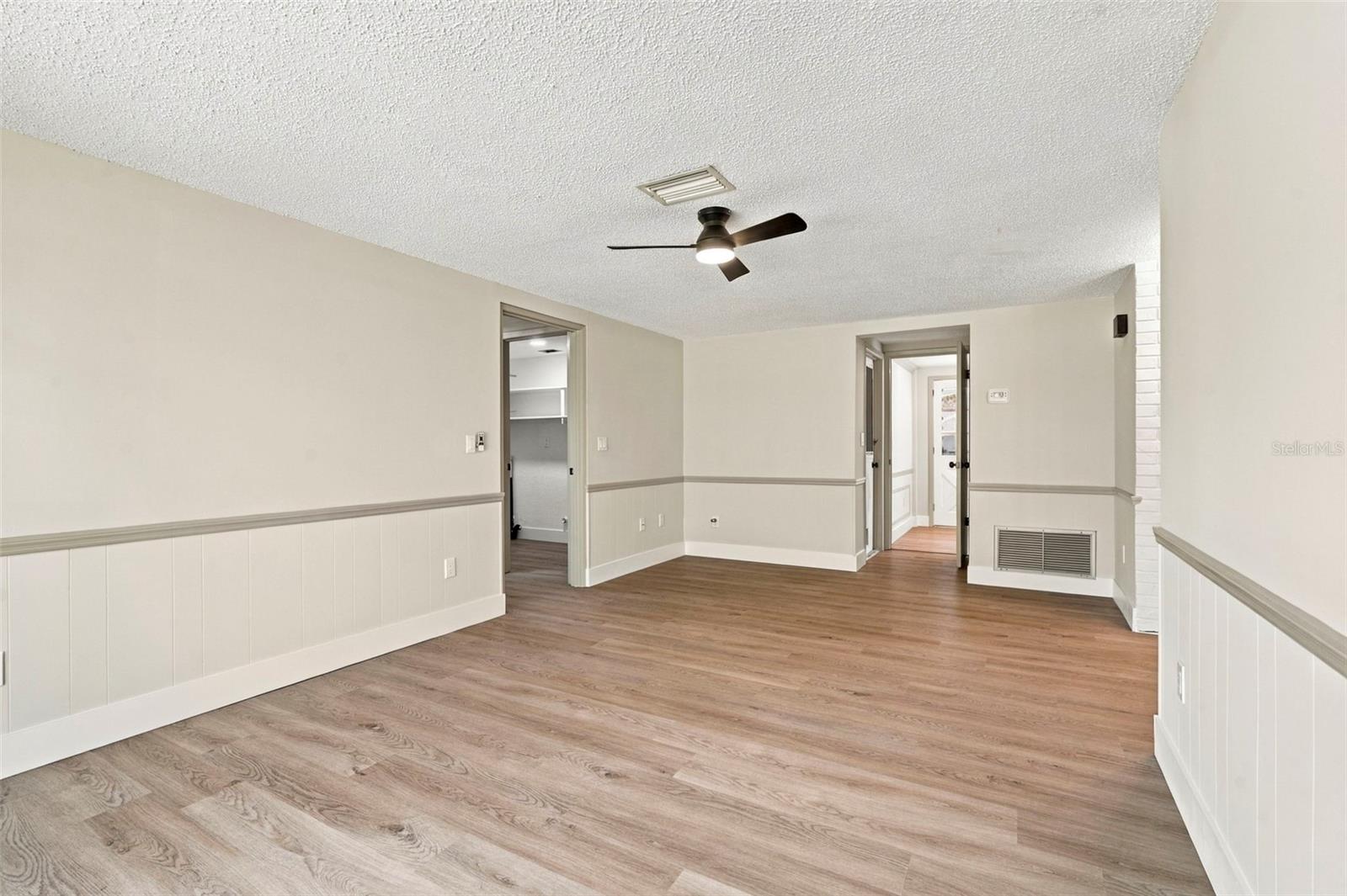 8315 CAVALRY DR — photo 26