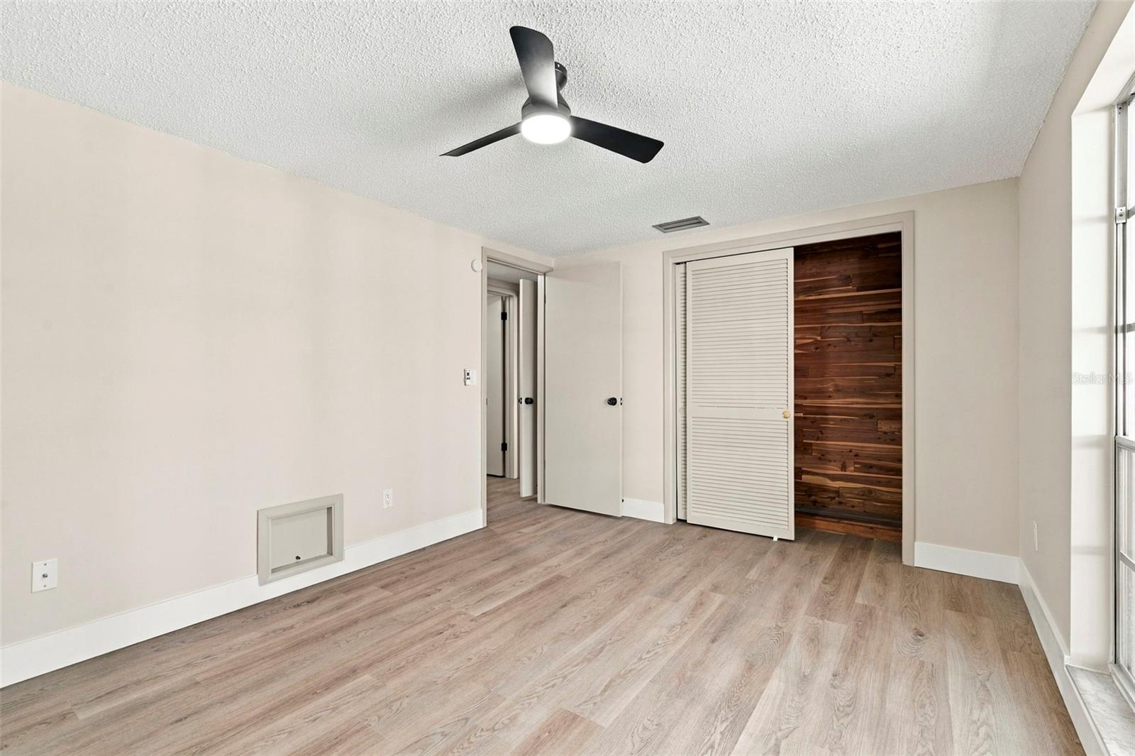 8315 CAVALRY DR — photo 32
