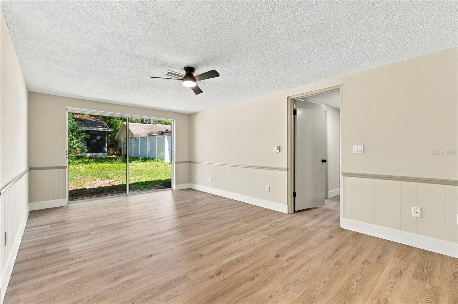 8315 CAVALRY DR — photo 25
