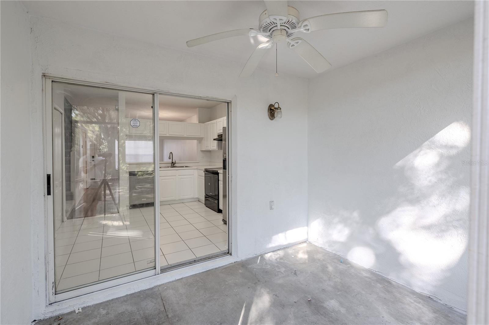 2432 LAKE WOODBERRY CIR — photo 14