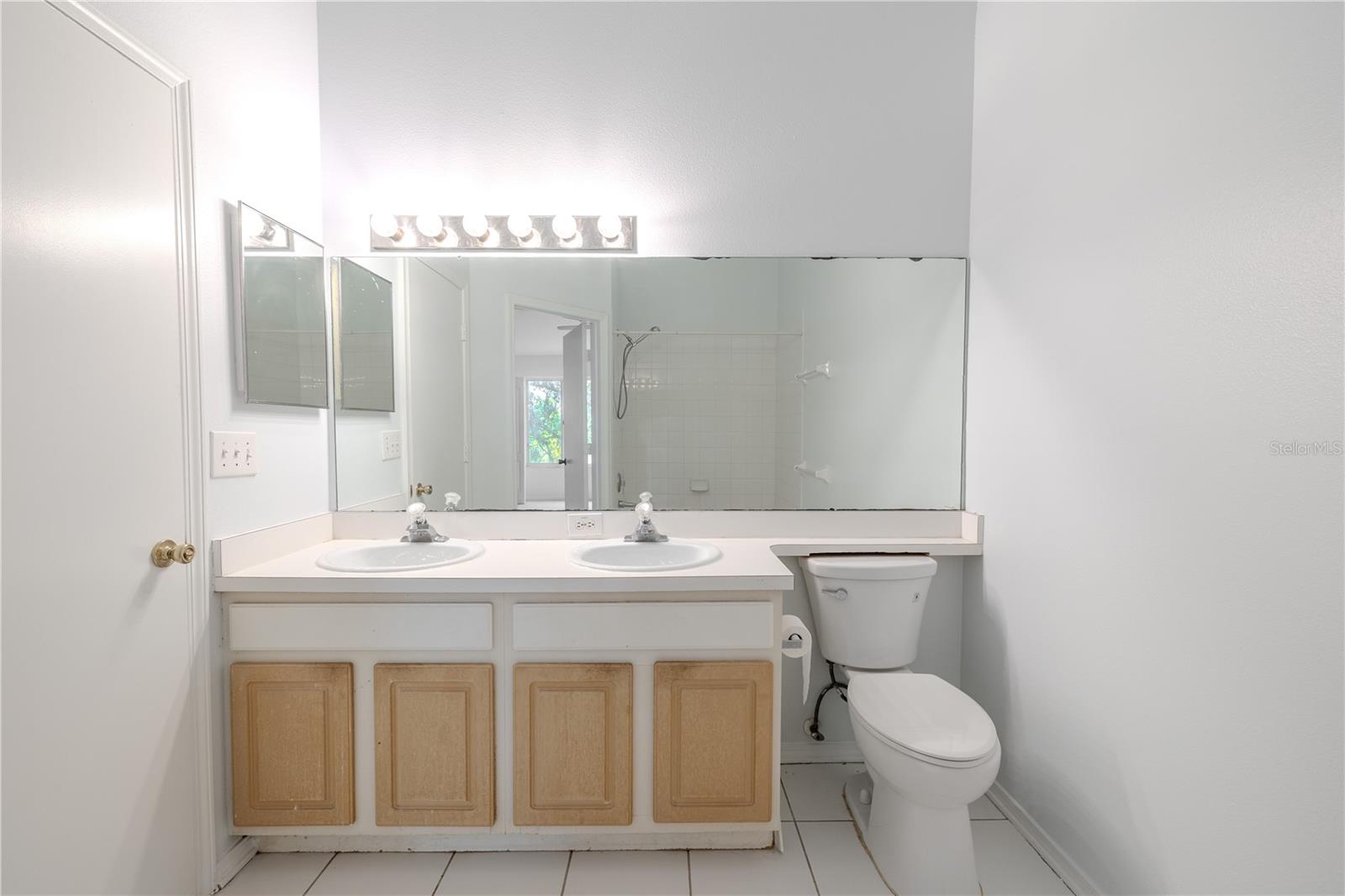2432 LAKE WOODBERRY CIR — photo 25