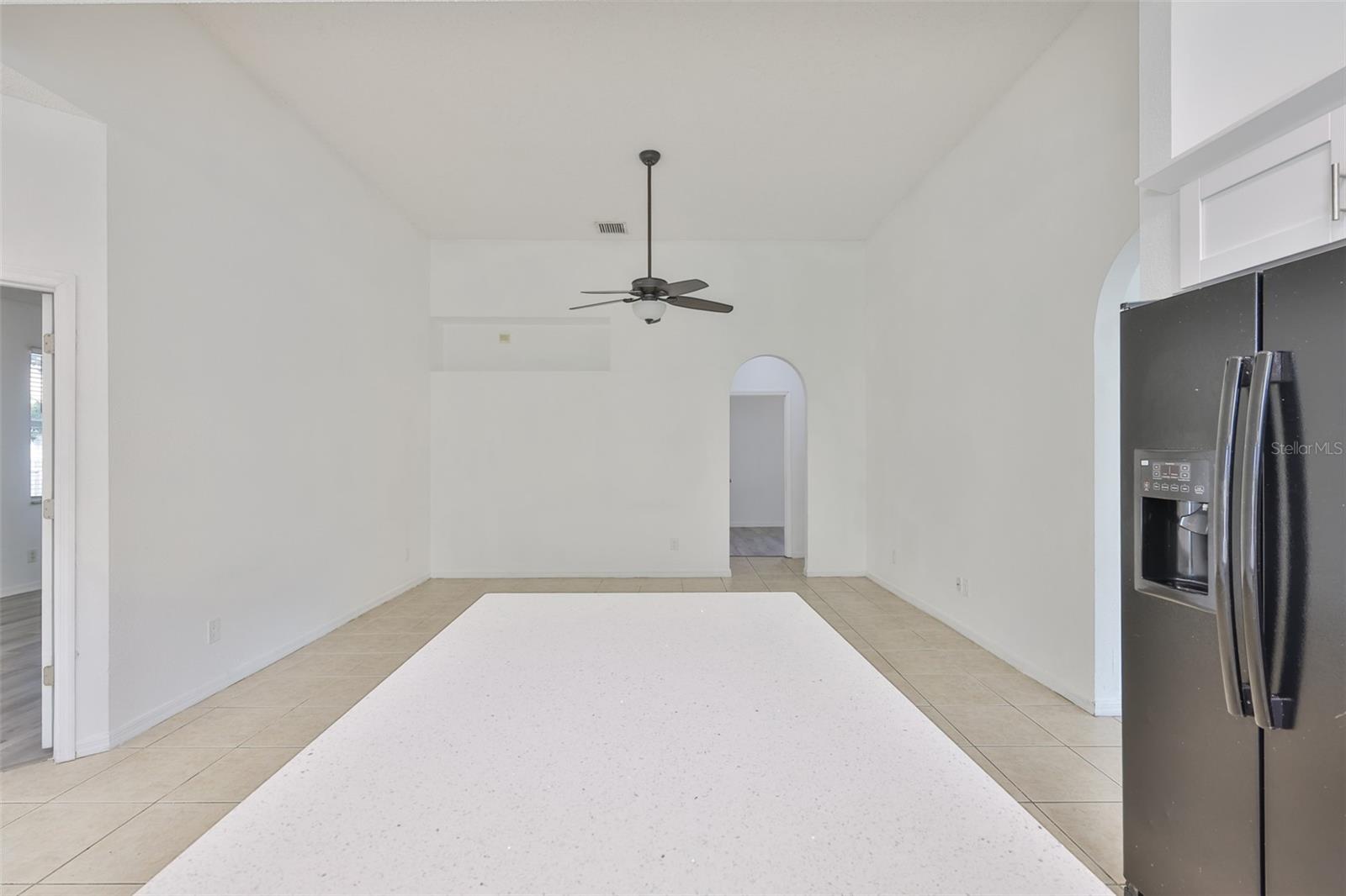 504 GREG ST — photo 14