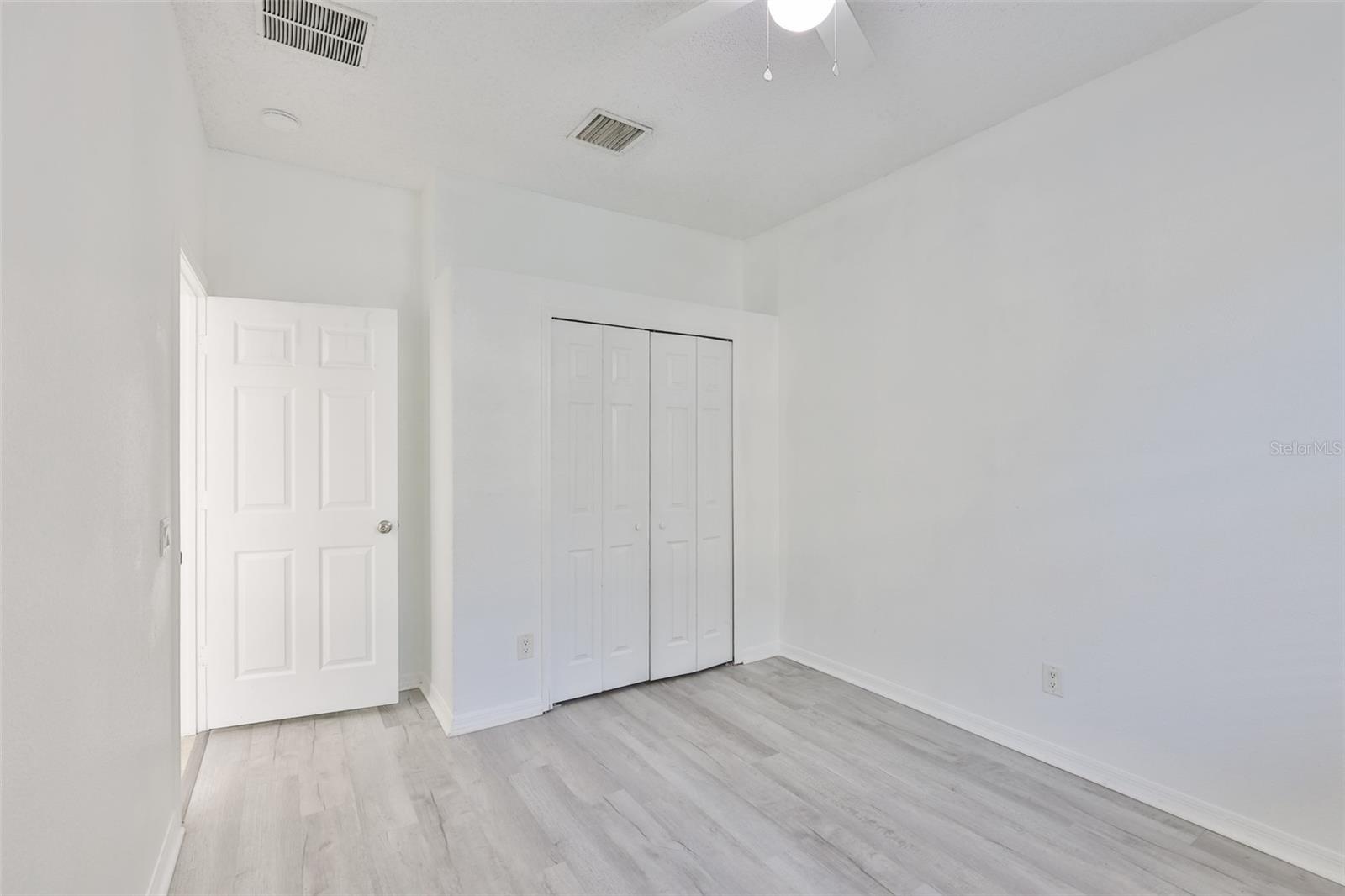504 GREG ST — photo 27