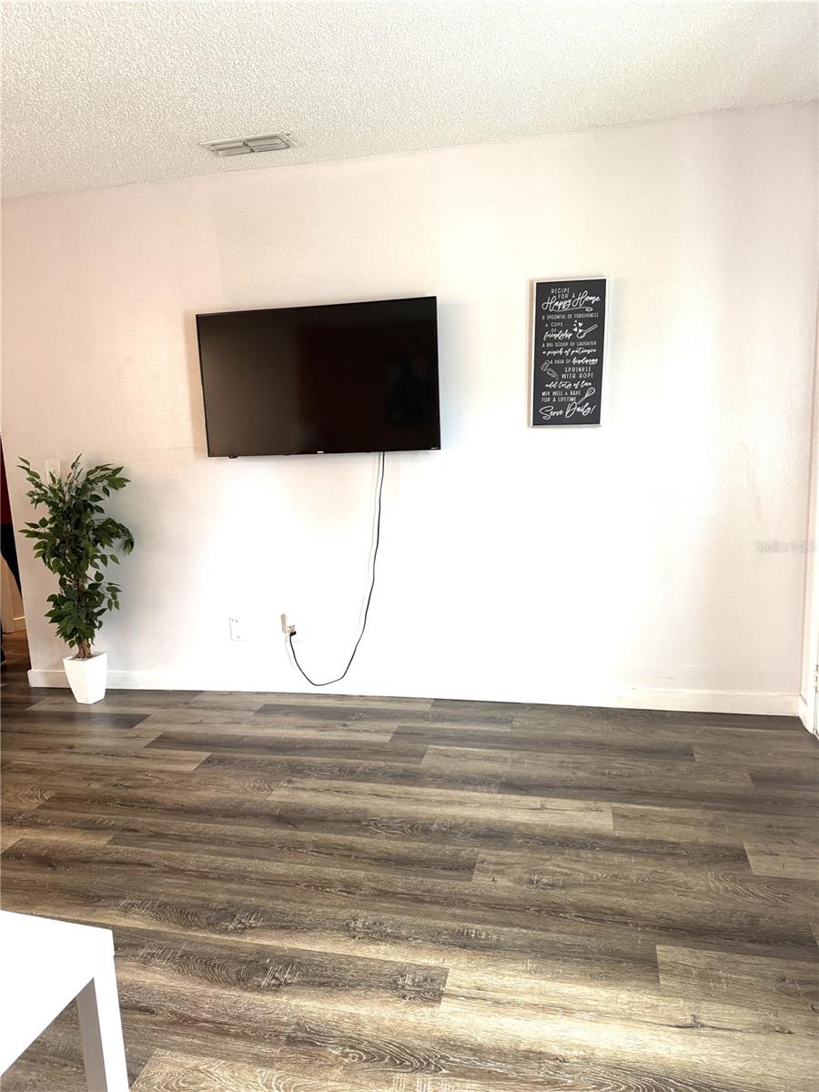 4590 76TH AVE N #301 — photo 7