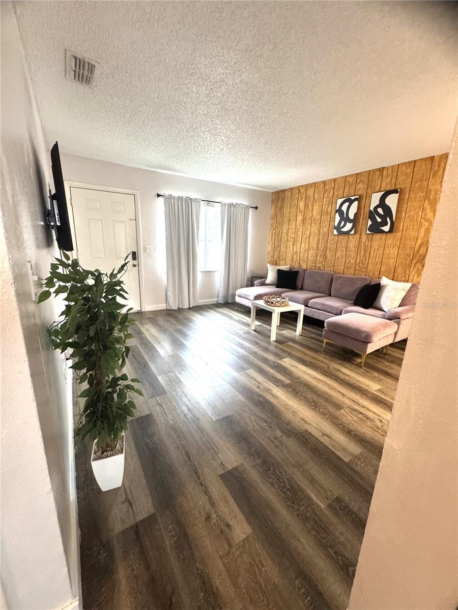 4590 76TH AVE N #301 — photo 4