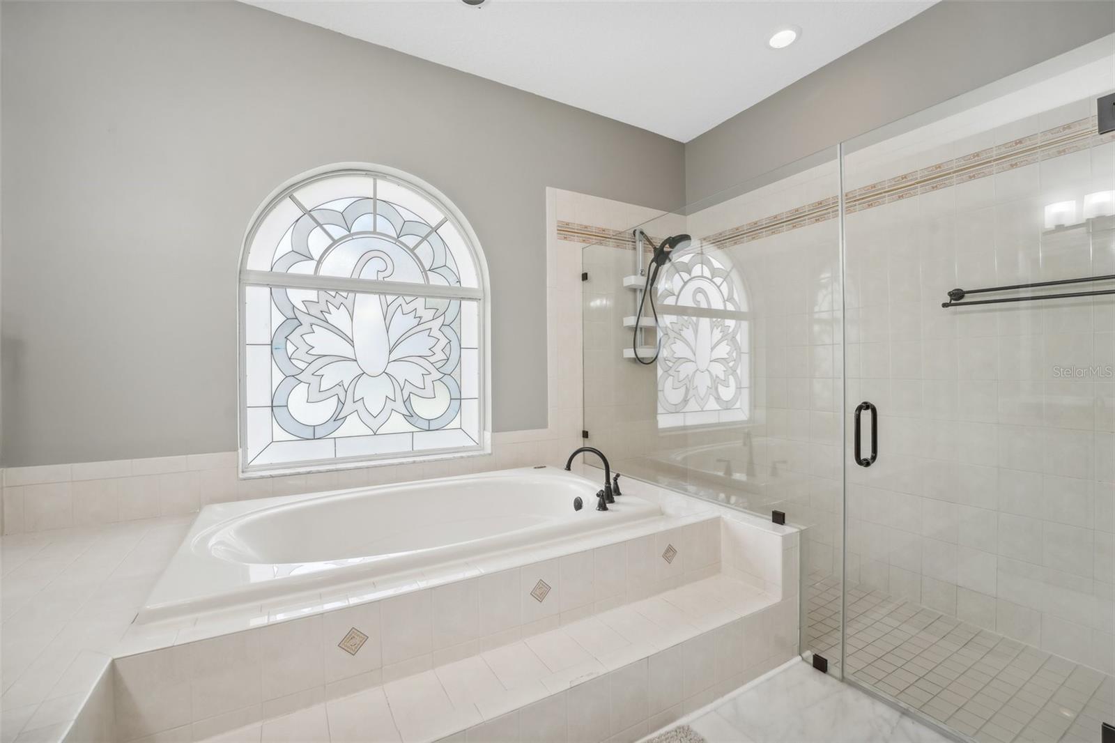 6428 RENWICK CIR — photo 40