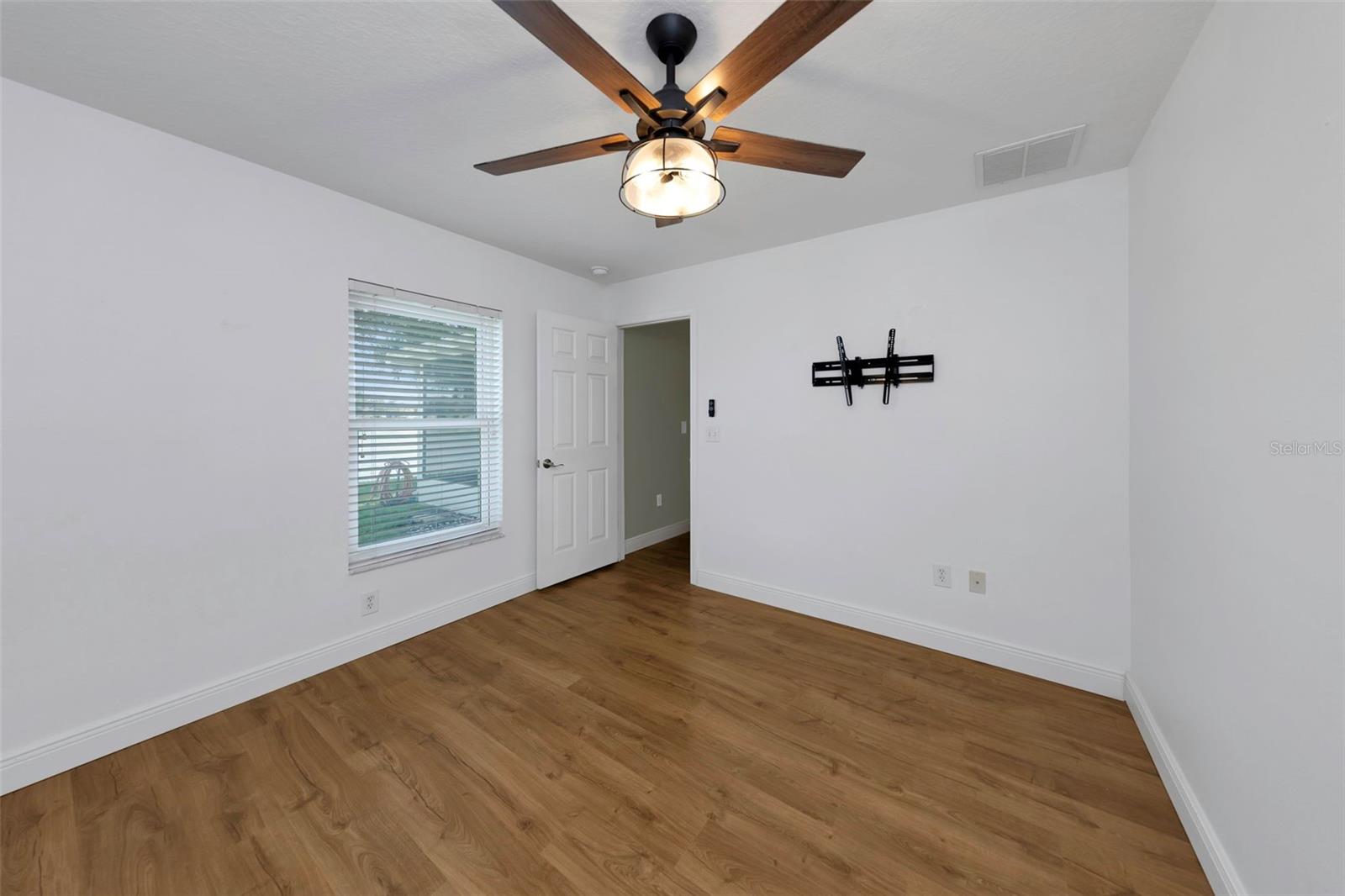 30913 BRIDGEGATE DR — photo 46