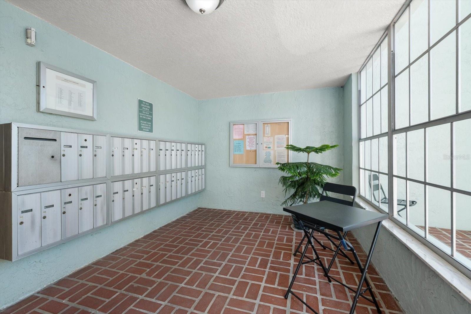 1706 BELLEAIR FOREST DR #238 — photo 38