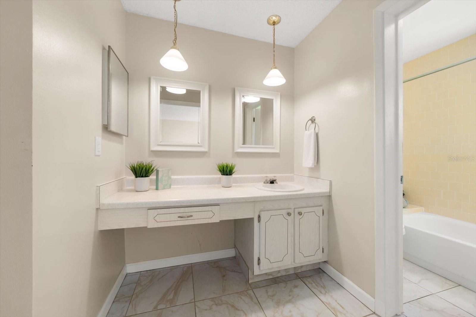 1706 BELLEAIR FOREST DR #238 — photo 16