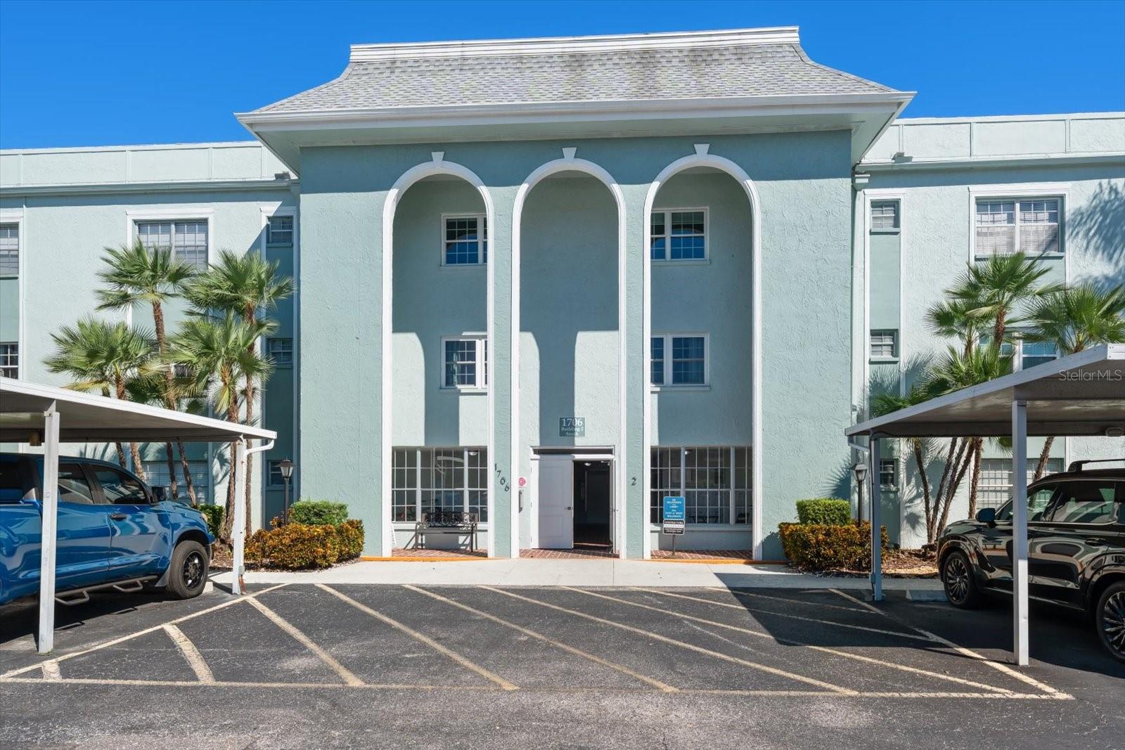 1706 BELLEAIR FOREST DR #238 — photo 3