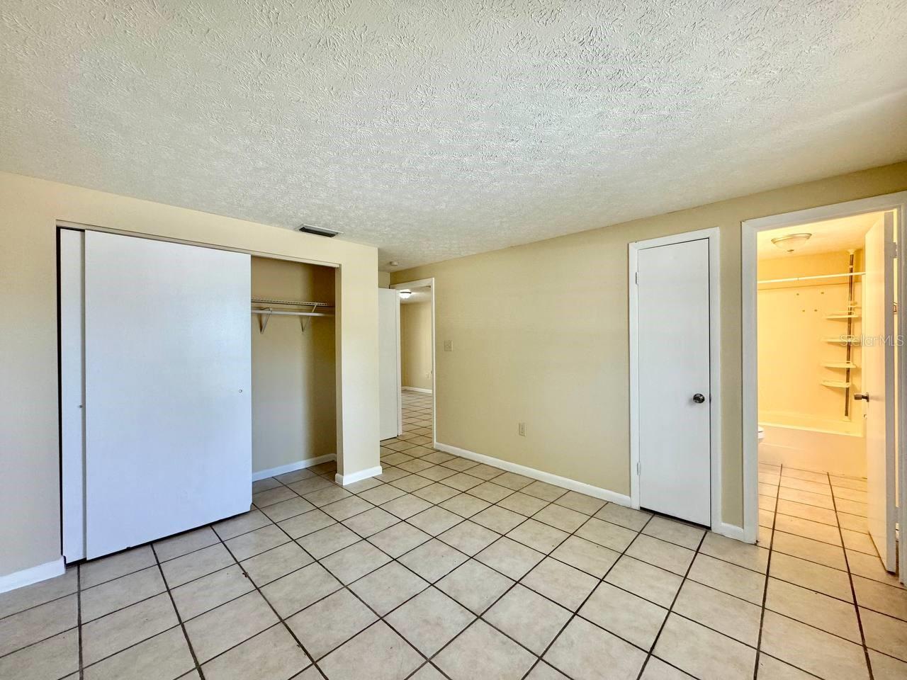 7601 S SWOOPE ST — photo 10
