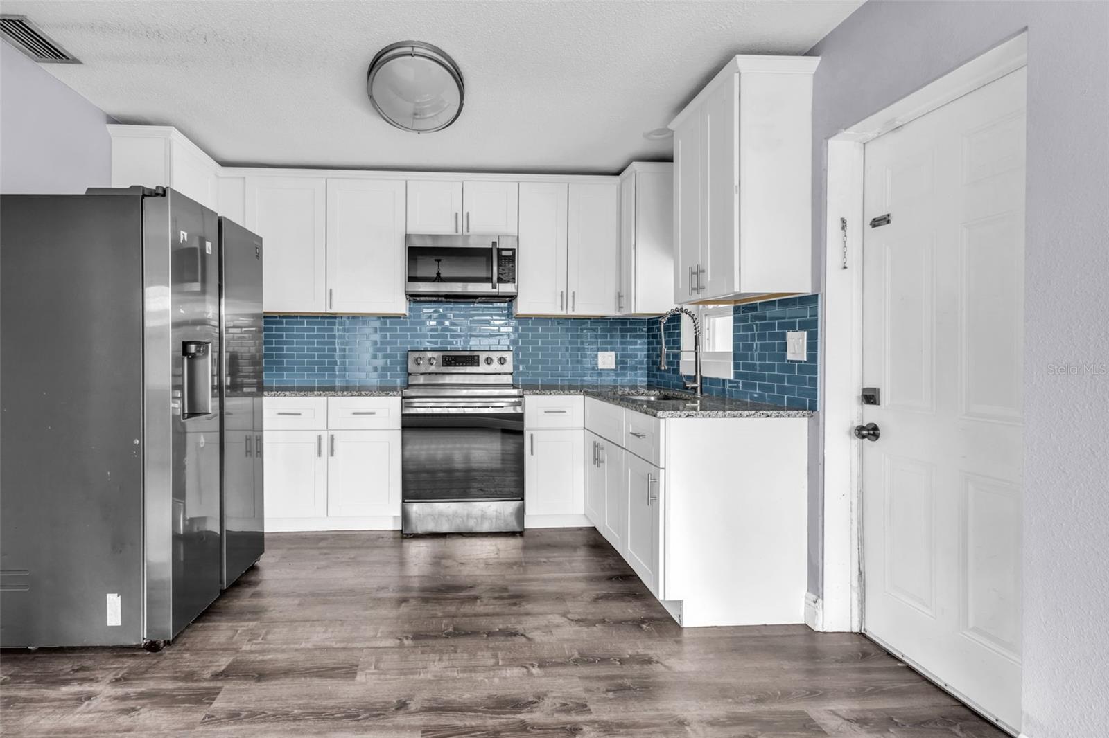 2211 21ST ST W — photo 11