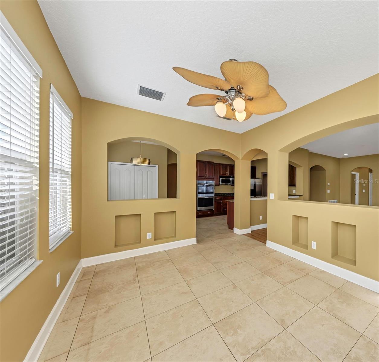 1406 MCCREA DR — photo 25