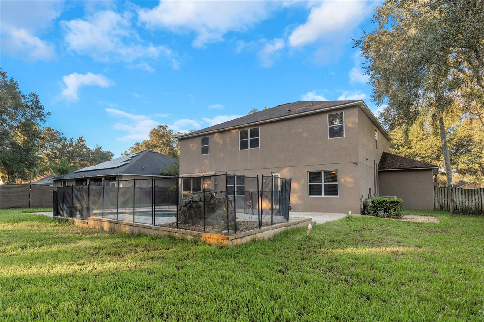 1406 MCCREA DR — photo 81