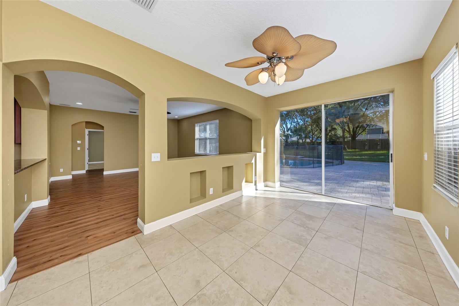 1406 MCCREA DR — photo 22