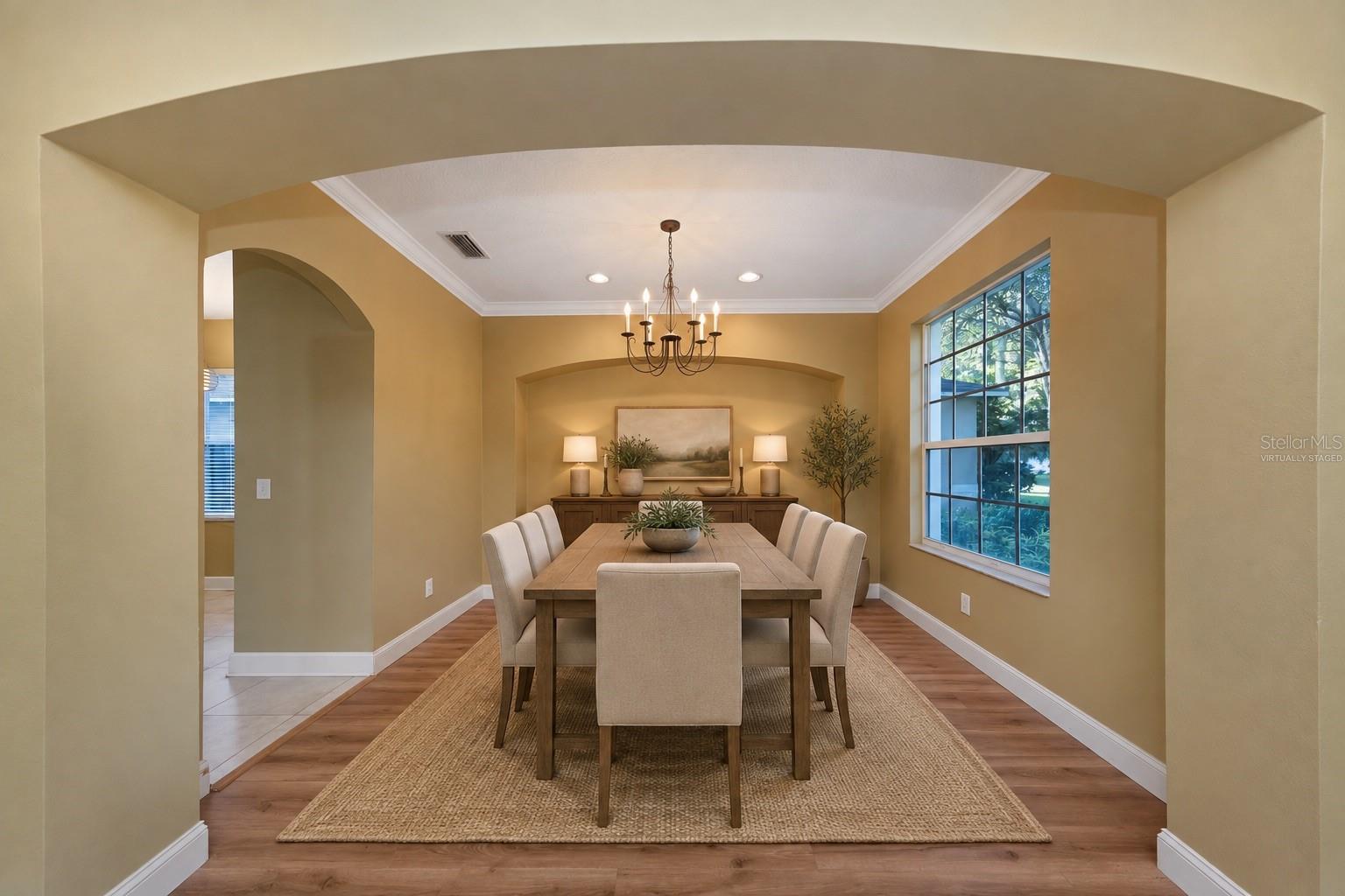 1406 MCCREA DR — photo 8