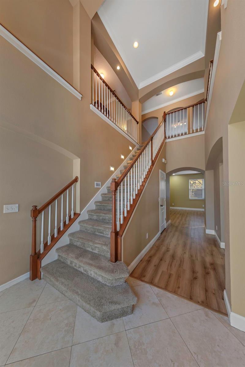 1406 MCCREA DR — photo 11