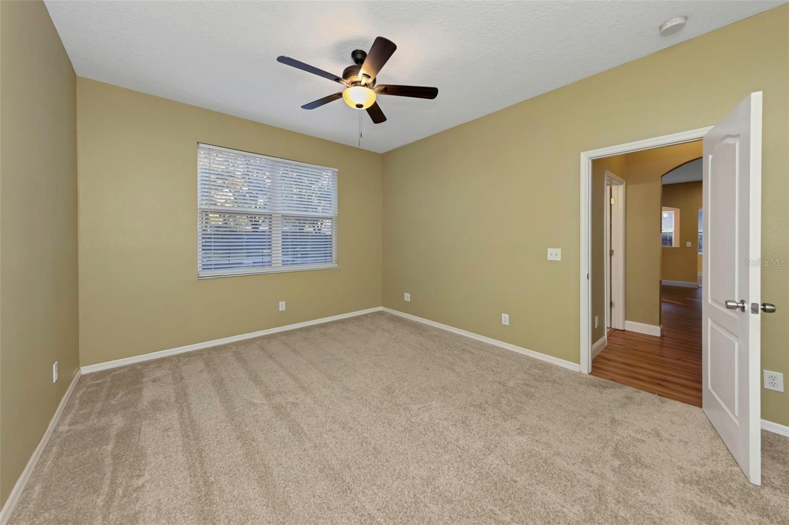1406 MCCREA DR — photo 37