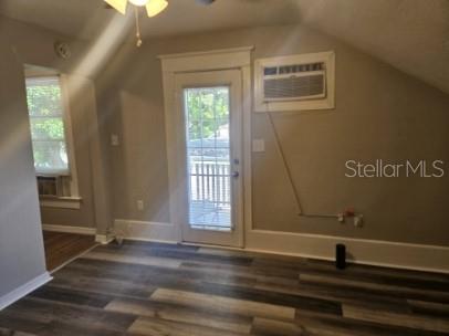 700 GROVE ST N #4 — photo 4