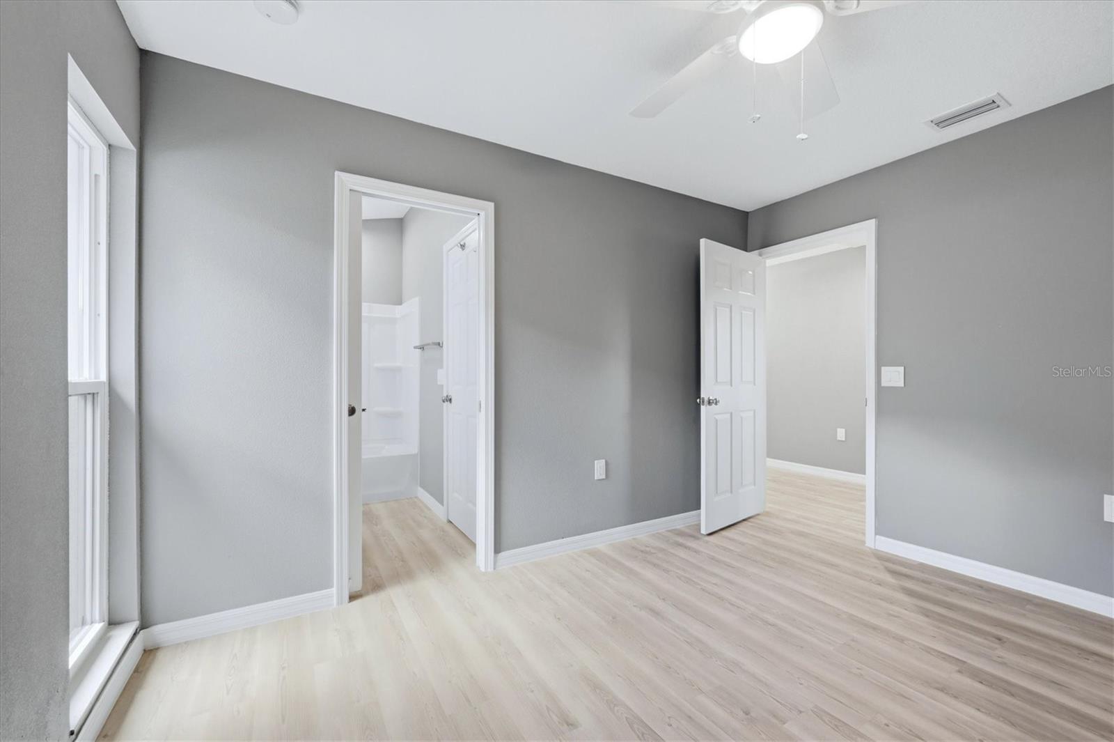 3914 WALNUT AVE — photo 26