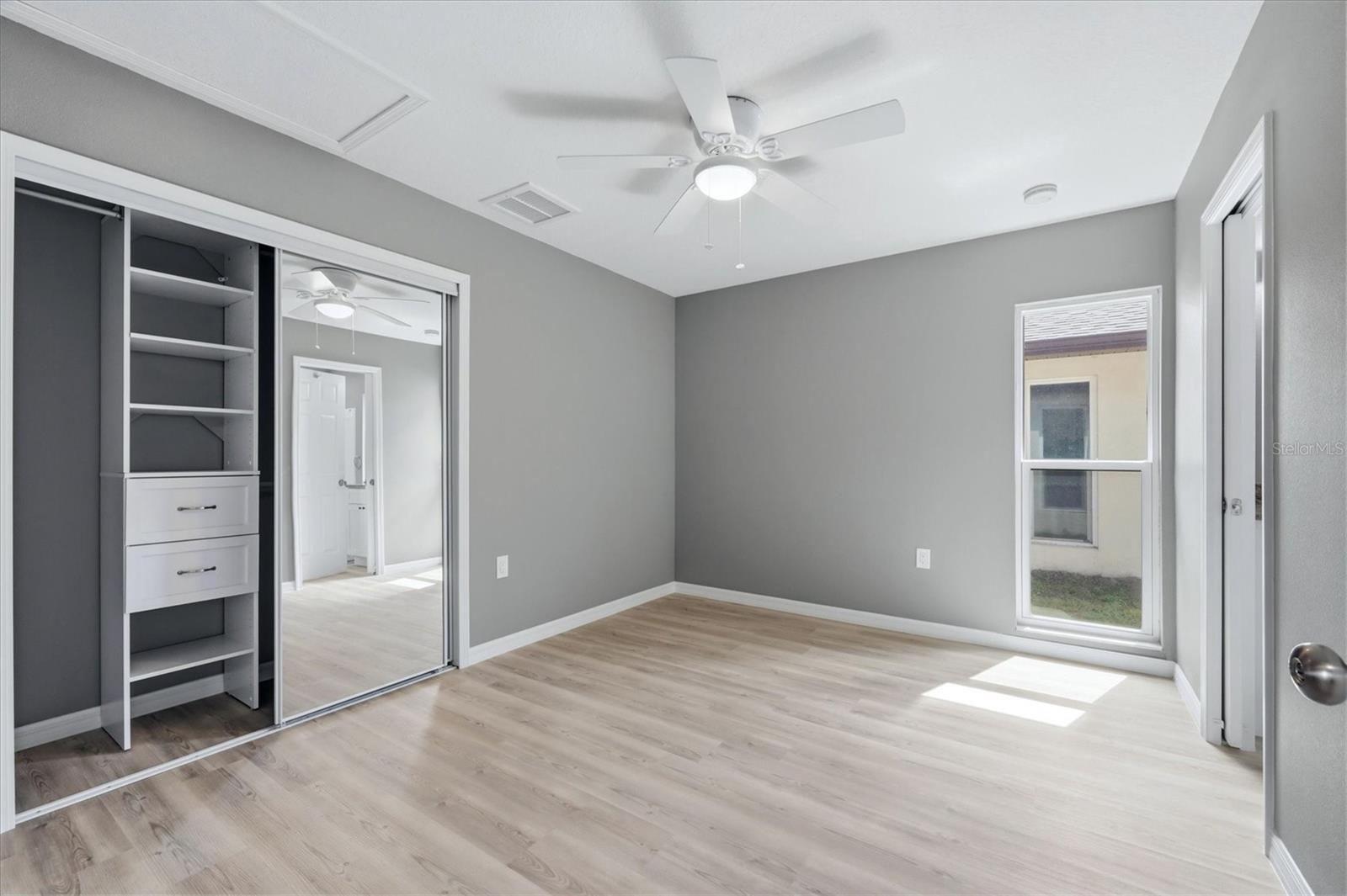 3914 WALNUT AVE — photo 17