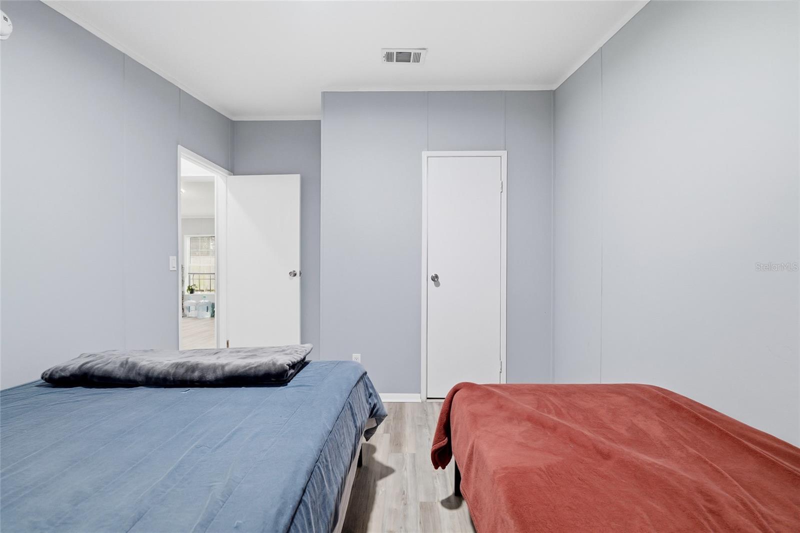 12319 MEMORIAL HWY — photo 21