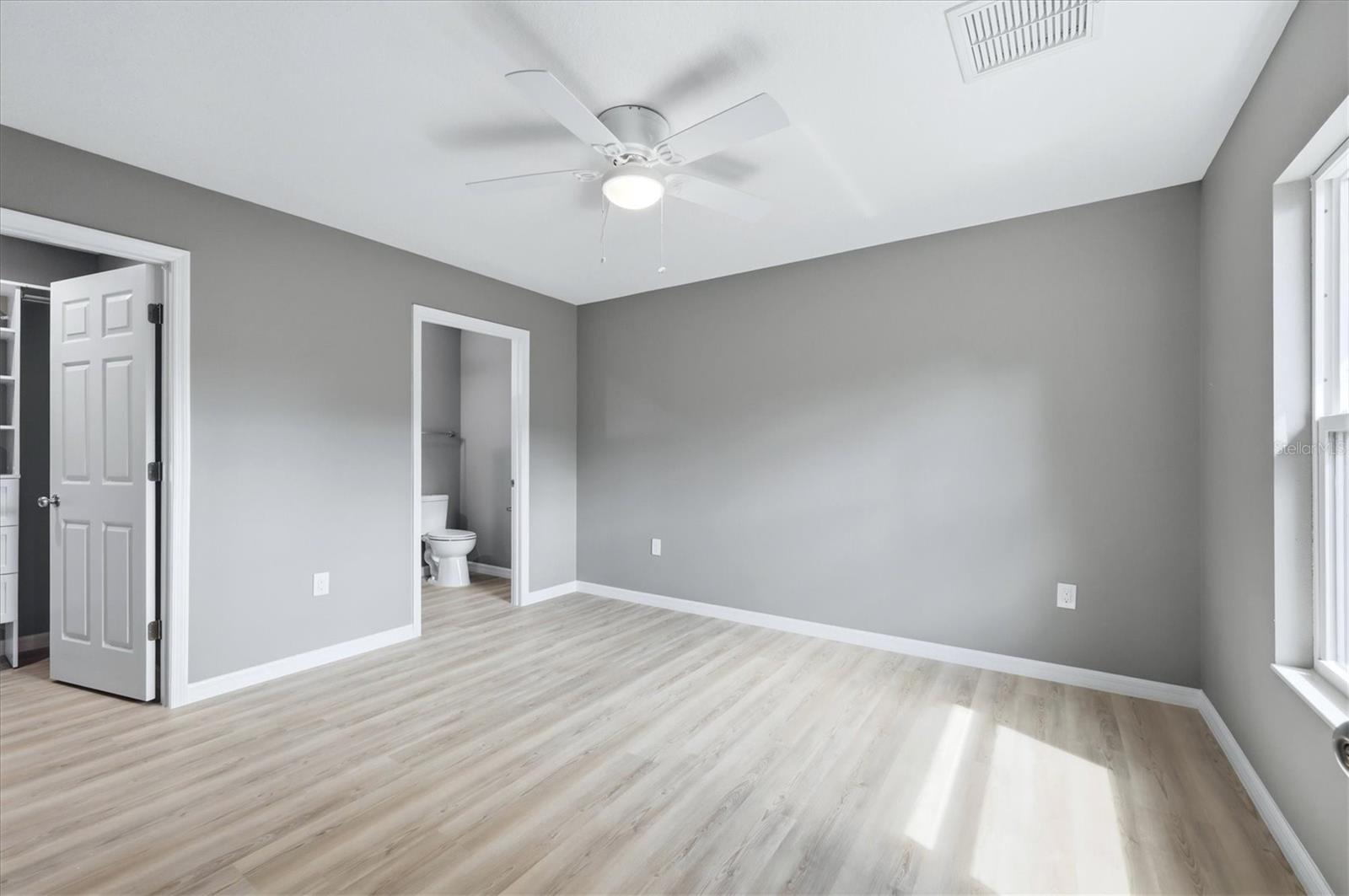 3908 WALNUT AVE — photo 16