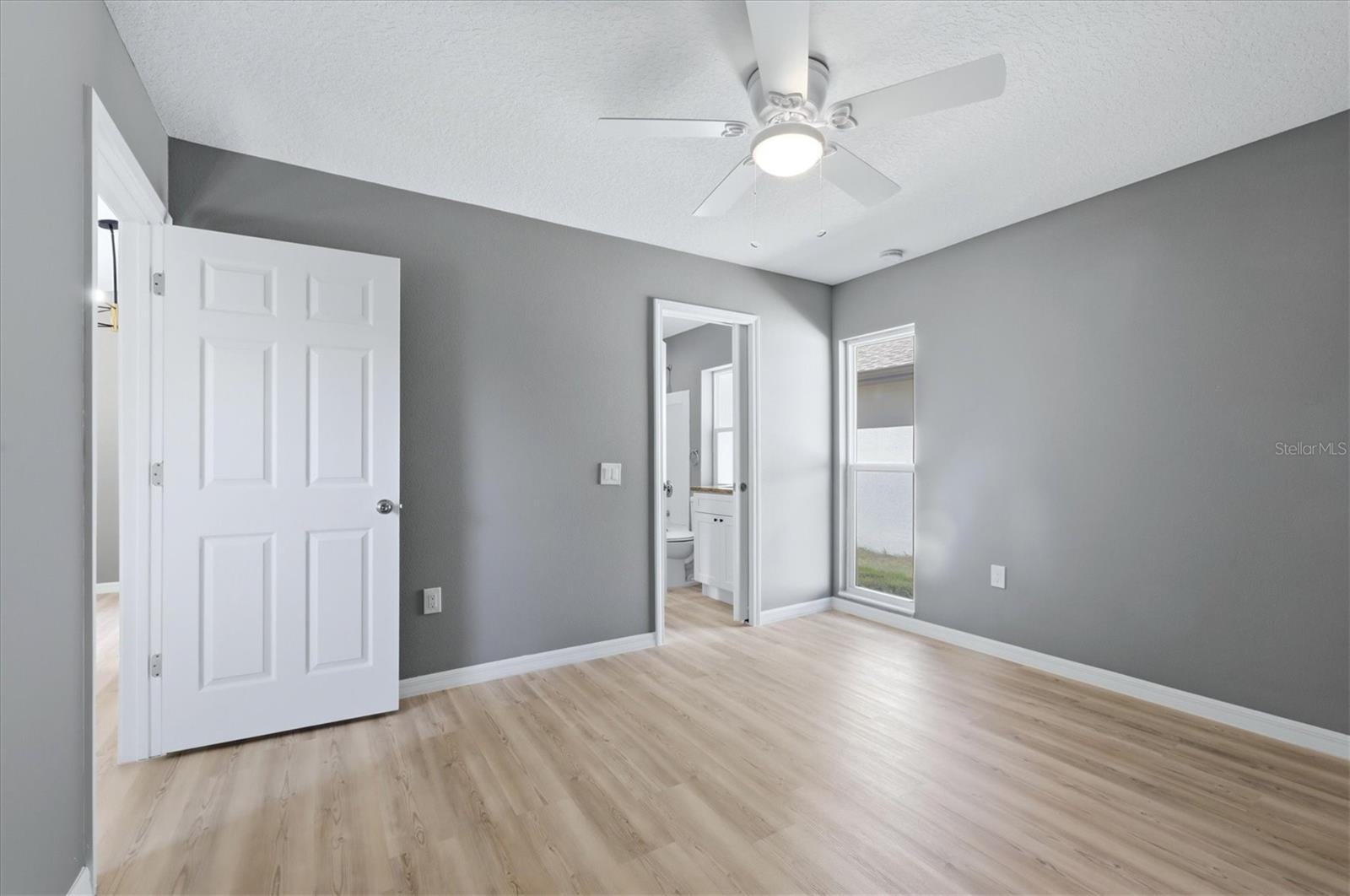 3908 WALNUT AVE — photo 23