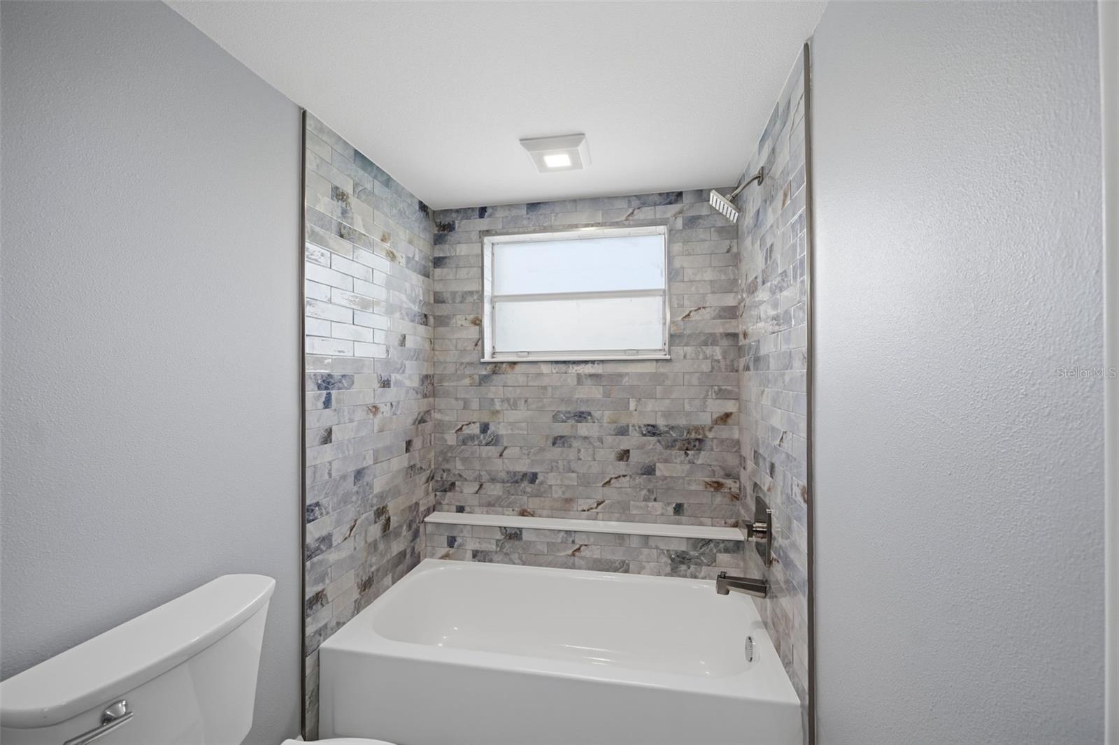2333 FEATHER SOUND DR #A401 — photo 18